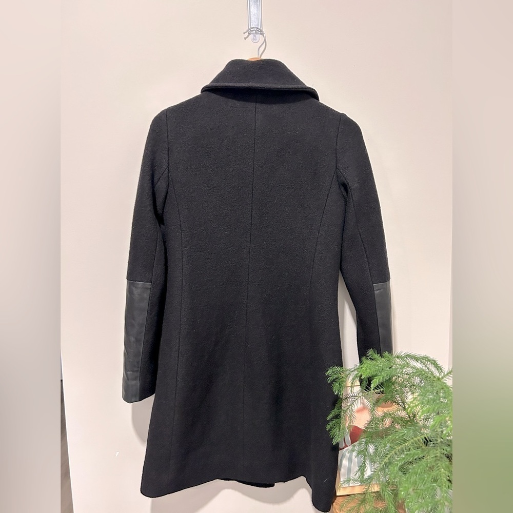 Club Monaco Wayland Coat ~ Black Wool with leather sleeve detailing - Picture 10 of 11